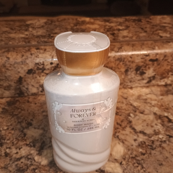Bath & Body Works Always & Forever White and Gold Body Wash - Picture 4 of 4